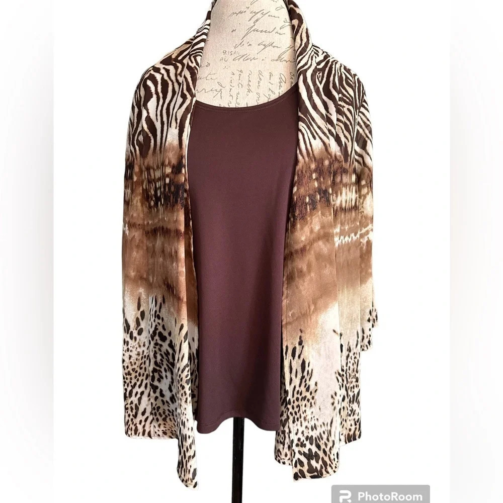 NWT Kim Rogers animal print blouse with built in camisole, large